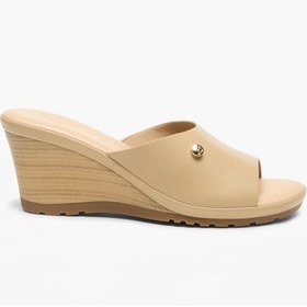 تصویر صندل لژدار لوگو با طراحی ساده برند flora bella by shoexpress Logo Accent Slip-On Sandals with Wedge Heels