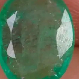 تصویر نگین زمرد کد 30153 Emerald stone