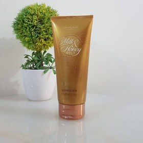 تصویر اسکراب بدن Body scrub