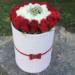 تصویر سفارش گل رز یلدایی a148 