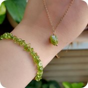 تصویر دستبند سنگی زبرجد تراش نامنظم 