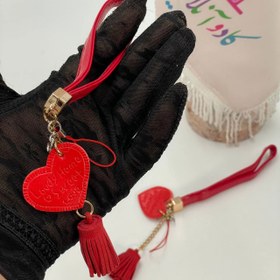 تصویر سرکلیدی چرمی قلب قرمز 