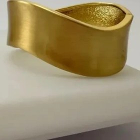 تصویر بنگل طلایی مات موج کد BA00077 