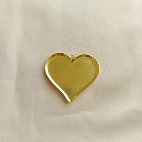 تصویر فریم قلب طلایی کفه دار 