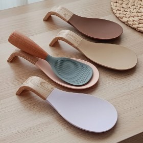 تصویر زیر قاشقی سیلیکونی 
