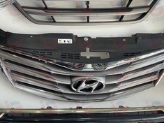 تصویر جلو پنجره گرنجور ۲۰۱۲-۲۰۱۴ استوک اورجینال ( جنیون) 