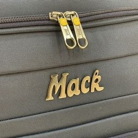 تصویر چمدان ماک مدل CH161 سایز متوسط 