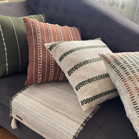 تصویر کوسن کوک آجری و سبز 