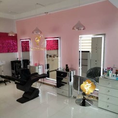 تصویر آینه دکوراتیو سالوا سایز ۱۸۰*۸۰ سانتیمتر ریموت دار 