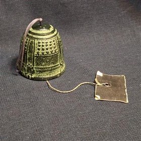 تصویر زنگ قدیمی جنس چدن ساخت تبت 