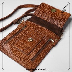 تصویر کیف دوشی چرم مدل گلاره طرح پریما 