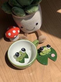 تصویر ماگ قورباغه سوپرایزی 