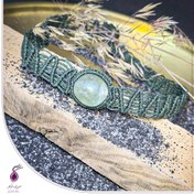 تصویر چوکر سنگ فلوریت سبز گوی با بافت مکرومه سبز کد N86 