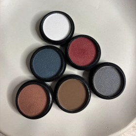 تصویر سایه چشم تکی وو 