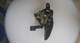 تصویر قفل کاپوت لیفان۶۲۰ 