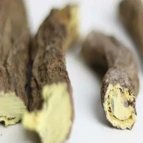 تصویر شیرین بیان- ریشه 