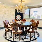 تصویر میز ناهارخوری هشت نفره گرد قهوه ای معرق 