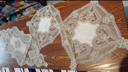 تصویر رومیزی دانتل ۳ تیکه مبل و عسلی 