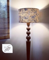 تصویر آباژور دکوتین کد LPS 765 ارتفاع آباژور 150، قطر کلاهک شید ۴۰ سانتیمتر، مدل پایه دلسا قهوه ای