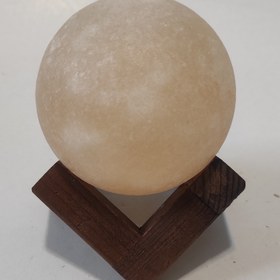 تصویر سنگ نمک قطر 8 مدل گوی با پایه c7 salt ball r 8 stand c7