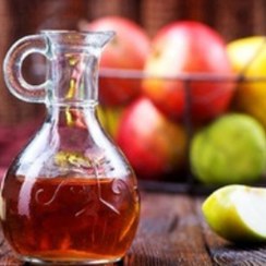 تصویر سرکه سیب خانگی اعلا 