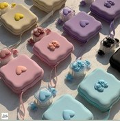 تصویر کیف سیلیکونی فانتزی Silicone Bag به همراه محافظ شارژر 20 وات آیفون | همراه اکسسوری - محافظ شارژر / قلبی / زرد Silicone Bag Fancy Silicone Case with 20W iPhone Charger Cover Hamrah Accessory