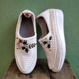 تصویر گیوه طرح سه گل 