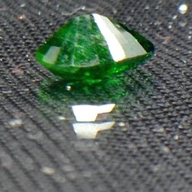 تصویر جواهر دمانتوئید D28 