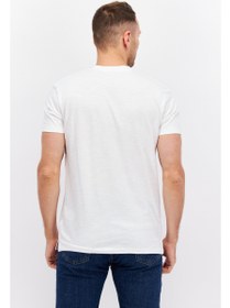 تصویر تی‌شرت مردانه یقه گرد با آستین کوتاه و طرح بافت، سفید برند esprit Men Crew Neck Short Sleeves Textured T-Shirt, White