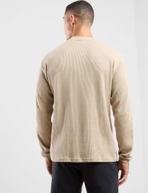 تصویر هودی آستین بلند با بافت وافل برند new balance Waffle Knit Long Sleeve Henley