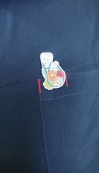 تصویر سنجاق سینه پزشکی 