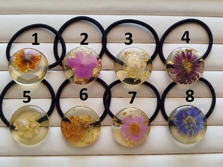 تصویر کش مو دستساز رزینی - مدل گل بابونه طبیعی 