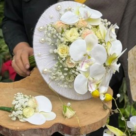 تصویر دسته گل اروپایی 