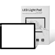 تصویر میز نور تبلتی وارداتیA2 میز نور سایز 60*40 میز نور تبلتی وارداتی سایز آدو قطر 8 میلی متر نوع کابل تایپ c دارای سه سطح نور دارای خط کشی و کاور محافظ یک سال ضمانت سوختگی ال ای دی دارای خط کشی روی صفحه نوری وزن حدود دو کیلو گرم قابل حمل