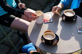 تصویر وافل انرژی زا ورزشی GU StroopWafel 