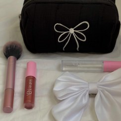 تصویر میکاپ بگ papia noir 