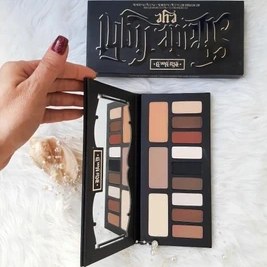 تصویر پالت چشم و کانتور خشک کت ون دی | KVD Shade + Light Eye Contour Palette 