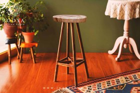 تصویر چهارپایه چوبی آسانا 