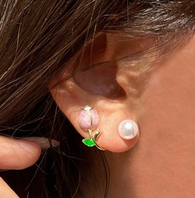 تصویر گوشواره لاله بنفش 