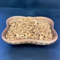 تصویر مغز بادام سنگی شیرین محلی 