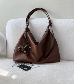 تصویر کیف میرا 