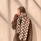 تصویر شال گردن چهارخونه 