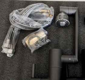 تصویر شیر روشویی تلسکوپی هایشنگ ۳۶۰ درجه با نمایشگر دما 