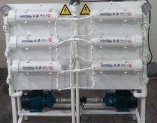 تصویر دستگاه تصفیه آب صنعتی ۱۰۰۰۰ لیتر ۲۶۰۰ گالن livingwater 