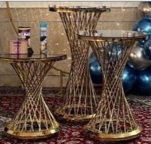 تصویر میز حصیری حجیم 