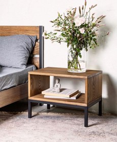 تصویر میز پاتختی 