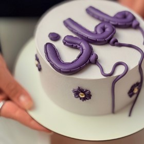 تصویر باکس گل و کیک مامان 