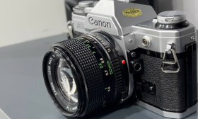 تصویر Canon AE-1 + 50mm 1:1.4 