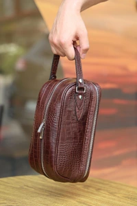 تصویر فروشگاه چرم چارلی