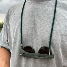 تصویر بند عینک سبز یشمی 